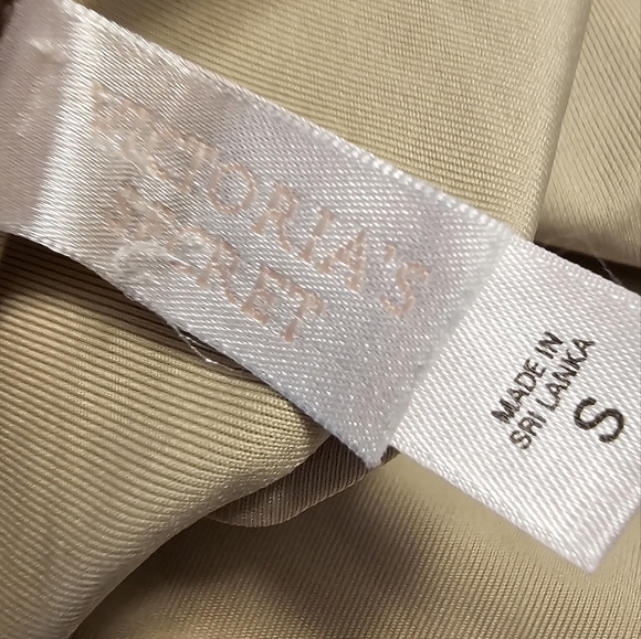 Victoria's Secret Shine Brown bikini bottom Size Small - Picture 3 of 3